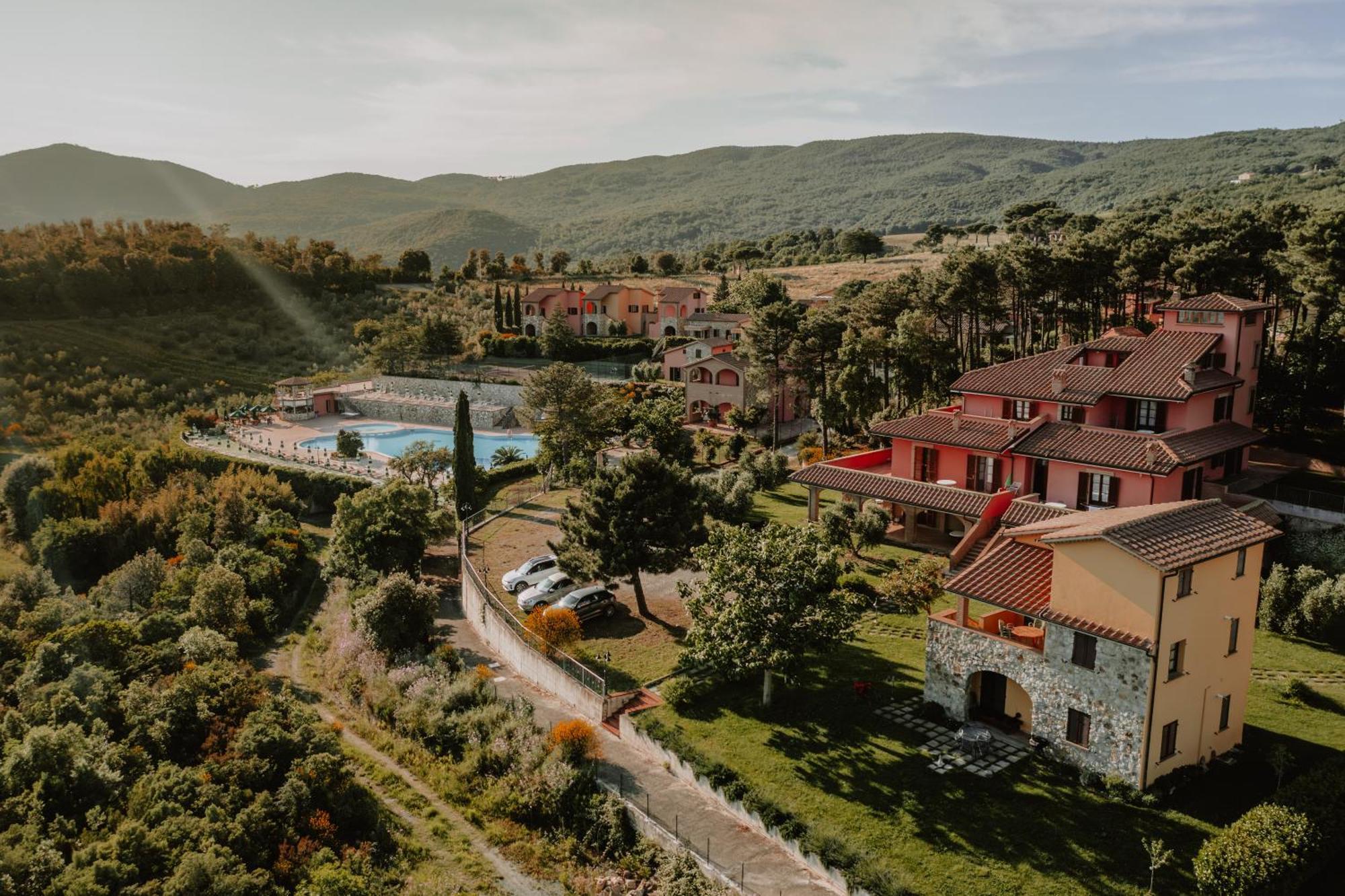 Borgo San Pecoraio Resort Riparbella Eksteriør bilde